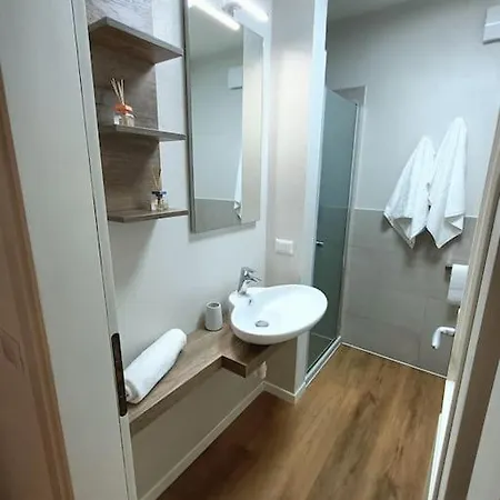 Centro דירה
